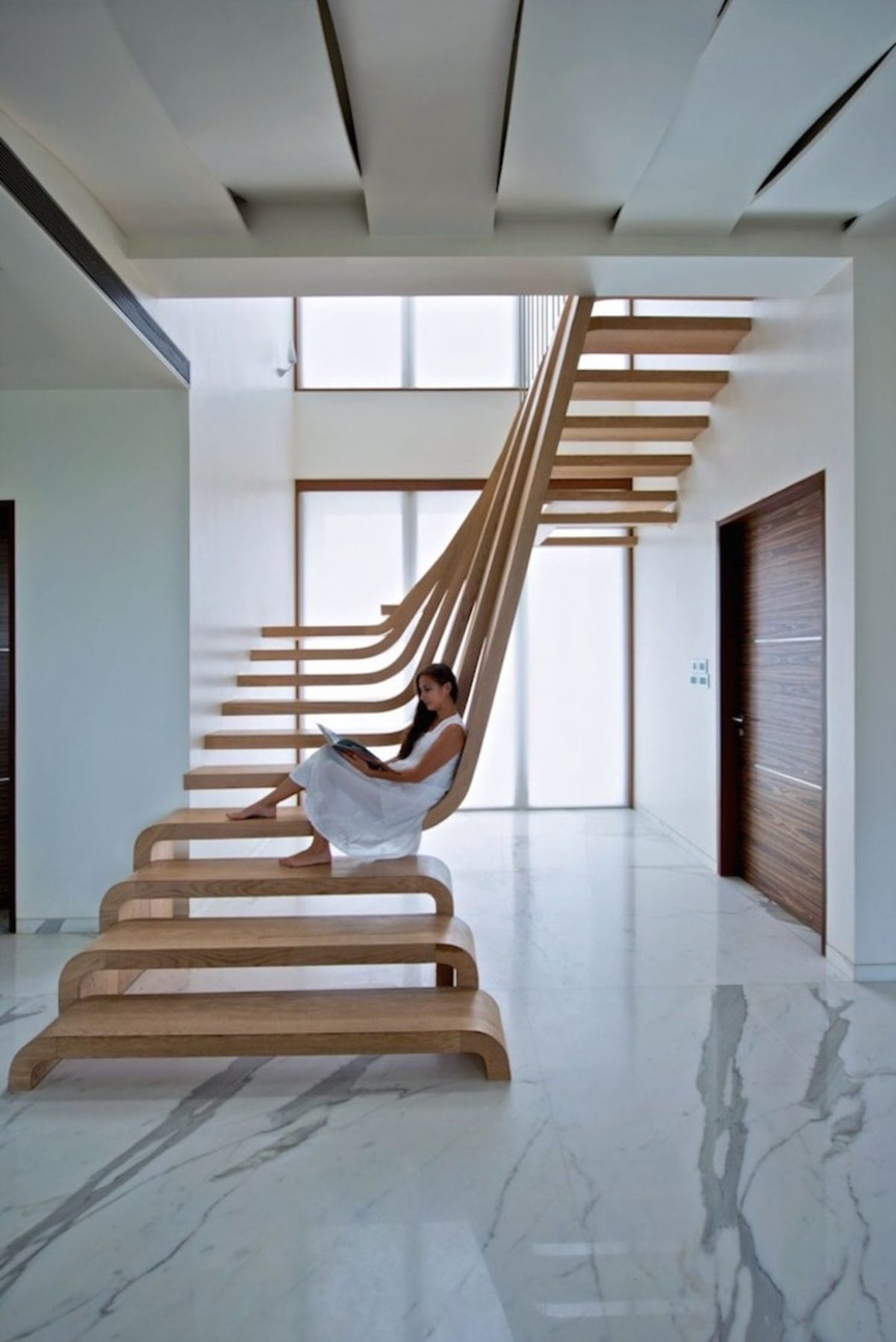 escalera de madera de diseño
